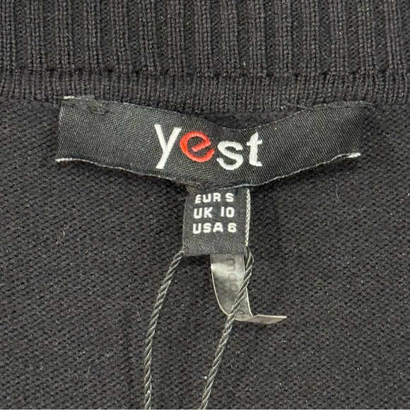 Black and white sweater knit dress size 10 short sleeve - Picture 4 of 6